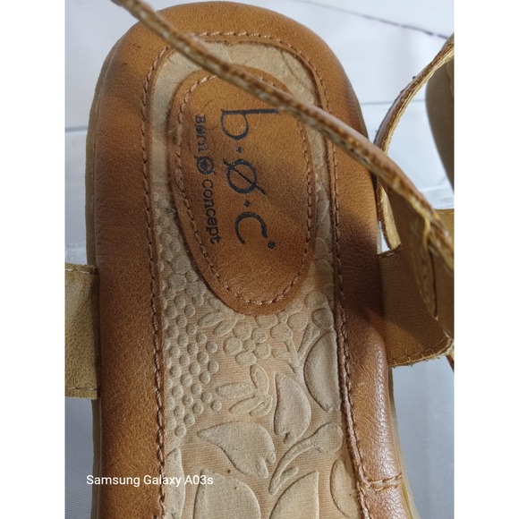 B.O.C. Brown Thong Sandals Ankle Strap Buckle Detail Casual Comfort Size 7 - Picture 4 of 8